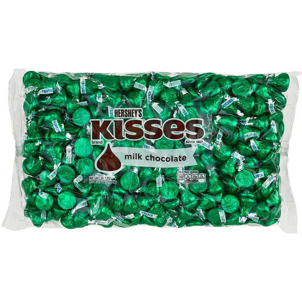 HERSHEY'S, KISSES Dark Green Foils Milk Chocolate Candy, Halloween, 66.67 oz, Bulk Bag (400 Pieces)